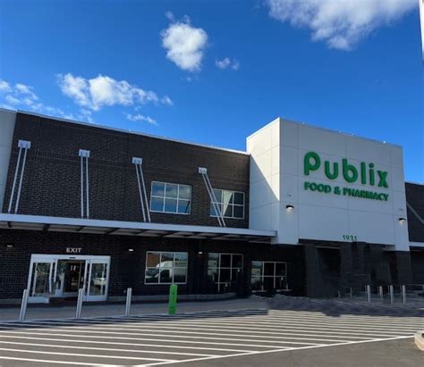 PUBLIX SUPER MARKET AT NEWMAN’S CROSSING - Updated December 2024 - 1931 ...