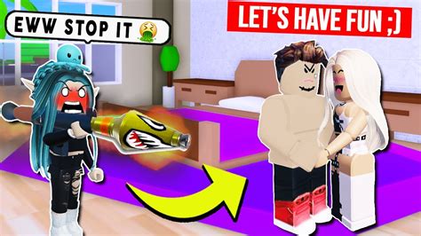 spying on roblox oders doing "IT" - YouTube