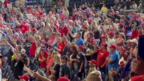 Trump supporters show support with 1 finger salute during Ohio rally | WTRF