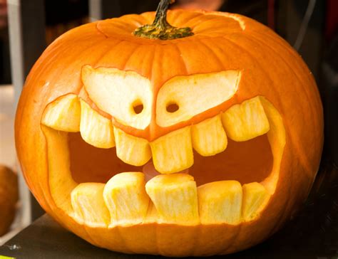 Funny Face Pumpkin Carvings