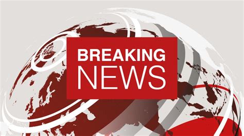 Aircraft and helicopter in 'mid-air crash' near Aylesbury - BBC News