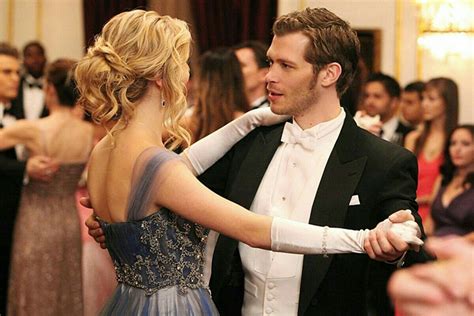 Klaroline dance (Klaus Mikaelson and Caroline Forbes) The vampire diaries / The originals ...