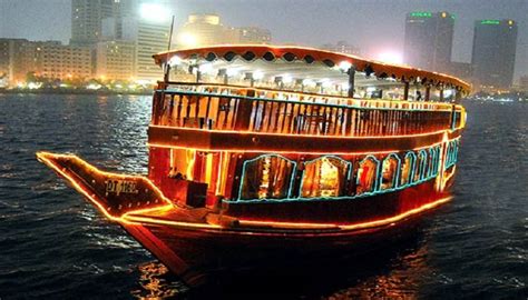 Dhow Cruise Dinner at Dubai Creek - Discount upto 40% on all booking