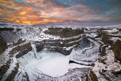 Palouse Falls Winter Sunrise | Palouse Falls, Starbuck Washington ...