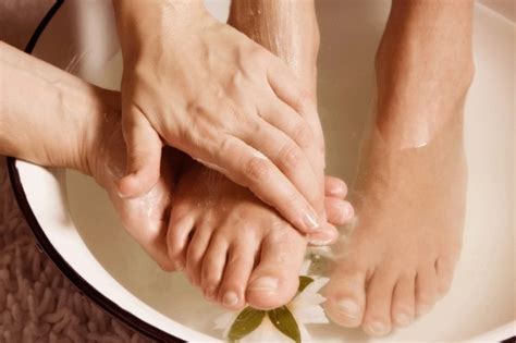 Bottom of Feet Peeling: Causes and Treatments - Skin Care Geeks