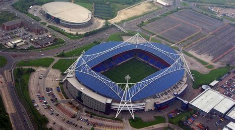 England: Remodelling plans around Bolton's stadium approved – StadiumDB.com