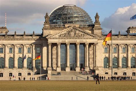 Bundestag | Tourism.de - Awesome travel destinations in Germany