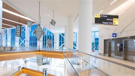 LaGuardia Terminal C: What It’s Like Inside Delta’s Stunning New ...