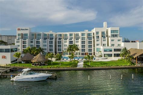 Real Inn Cancún , Cancun - Reviews, Photos, Maps, Live webcam