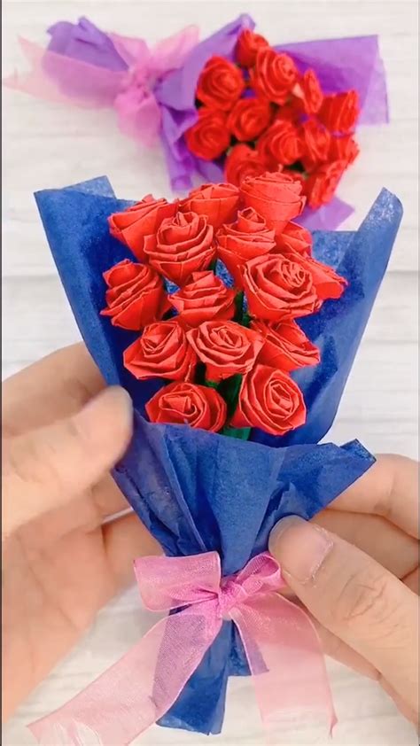 DIY Paper Flower - Make Paper Rose Bouquet - - #bouquet #DIY #diyjewelryinspiration # ...