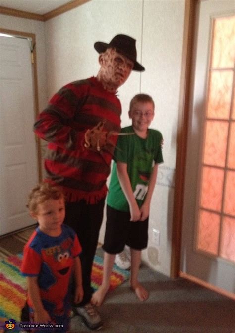 A Nightmare on Elm Street Freddy Krueger Costume | Mind Blowing DIY Costumes - Photo 3/3