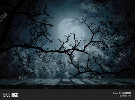 Scary Horror Image & Photo (Free Trial) | Bigstock