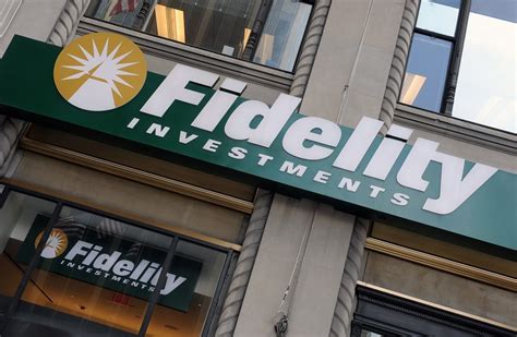 Despite Managed-Fund Outflows, Fidelity Records Record Revenue - WSJ