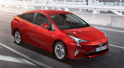 2016 Toyota Prius officially unveiled – 4th-gen hybrid promises ...