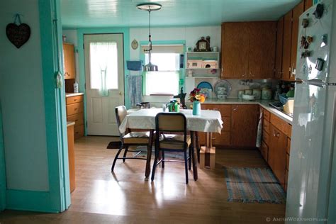 Turquoise Amish kitchen. | Amish house, Amish, Amish farm