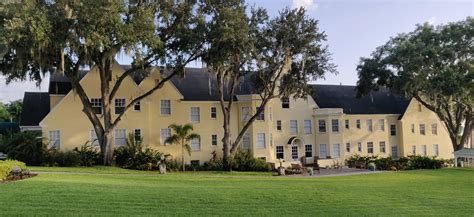 Book Lakeside Inn in Mount Dora | Hotels.com