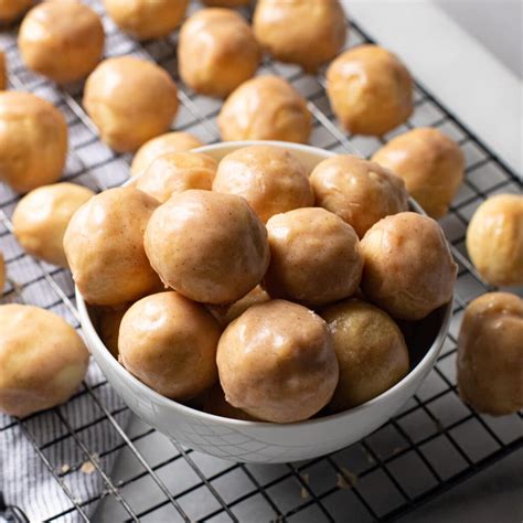 Air-Fried Cinnamon Glazed Donut Holes