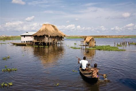 Ganvié - Guide de voyage & touristique à GANVIÉ - Bénin - Petit Futé