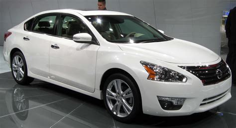 NISSAN Altima image #7