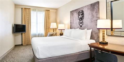 Astor Crowne Plaza New Orleans | Travelzoo