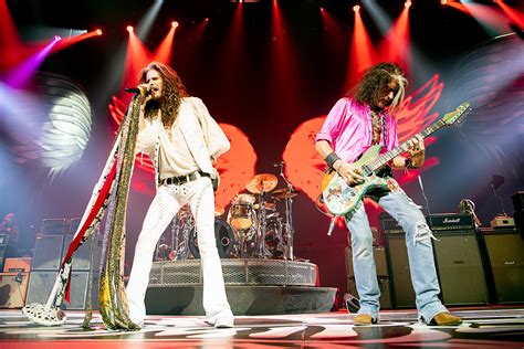 Aerosmith Kicks Off Park MGM Residency Keeping It Simple And Classic