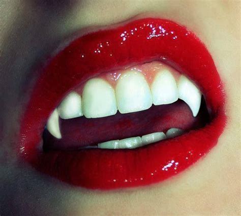 @maisharogers | Vampire lips, Vampire, Vampire fangs