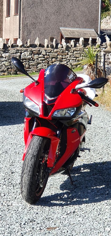 2008 Honda CBR 600 RR Review | FrontWheelUp.com