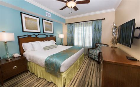 Two-Bedroom Signature Collection at Galveston Beach Resort, Galveston, Texas | HolidayInnClub.com