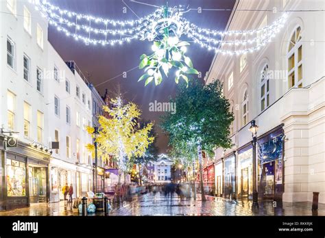 Christmas lights 2016 in Covent Garden, London, England Stock Photo - Alamy