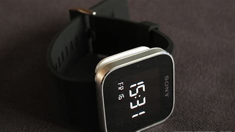 Sony SmartWatch review - The Verge