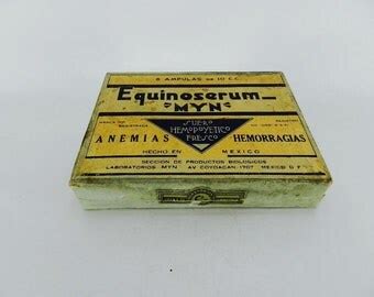 Items similar to Vintage HEET Analgesic Liniment Glass Bottle Labels Arthritis Medicine in box ...