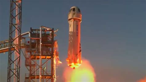 New Shepard: Jeff Bezos' rocket tests Nasa Moon landing tech - BBC News