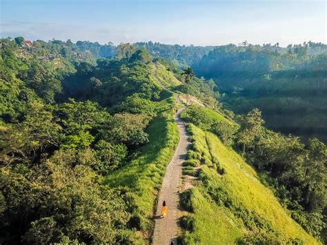 Campuhan Ridge Walk – The Easiest Hike with Spectacular Views in Ubud, Bali - Alexis Jetsets ...