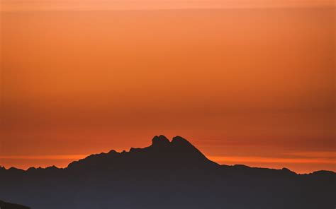 Download wallpaper 1680x1050 mountain range, nature, sunset, silhouette ...