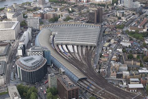 Waterloo Station Retail Balcony » Network Rail Consulting