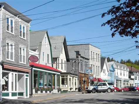 Northeast Harbor, Maine, Offers a Relaxing Travel Getaway - Eric's New England Gift Shop and ...