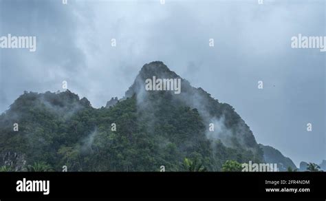 Monsoon climate Stock Videos & Footage - HD and 4K Video Clips - Alamy