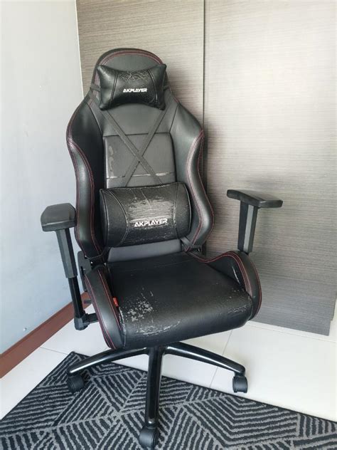 Gaming/Ergonomic Chair, Furniture & Home Living, Furniture, Chairs on Carousell