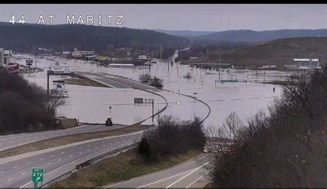 MoDOT St. Louis Area on Twitter: "Here's a shot of the flooding from one of our traffic cameras ...