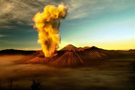 Active Volcano In Indonesia | Volcano