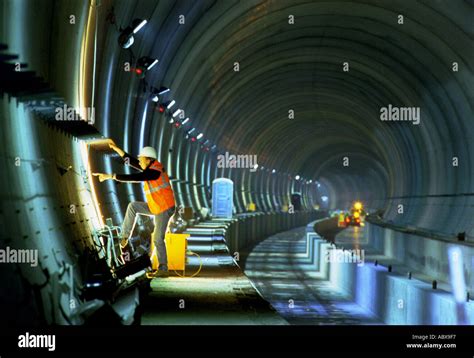 Channel tunnel construction hi-res stock photography and images - Alamy