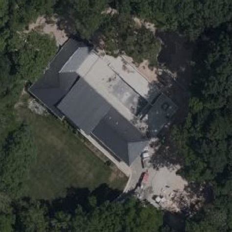 Maren Morris' House (with Ryan Hurd) in Forest Hills, TN (Google Maps)