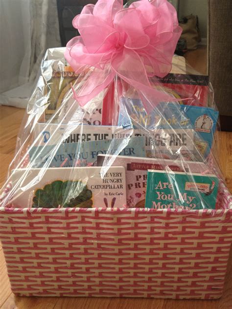 Put books in gift basket along with other items. Books, what a great idea! | Baby shower gift ...