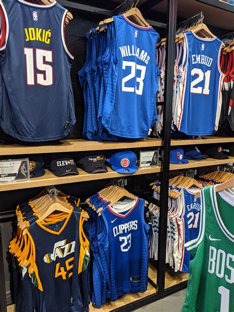 Lou jerseys in the NBA store in Manhattan! : r/LAClippers