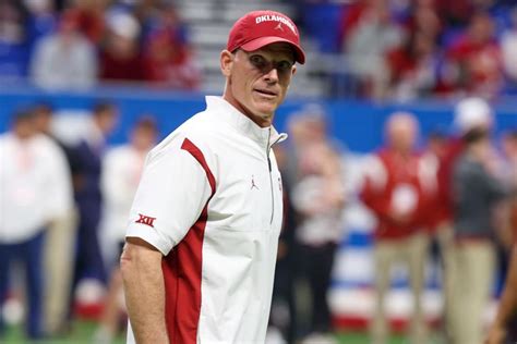 Oklahoma hires Zac Alley as new co-defensive coordinator, linebackers ...