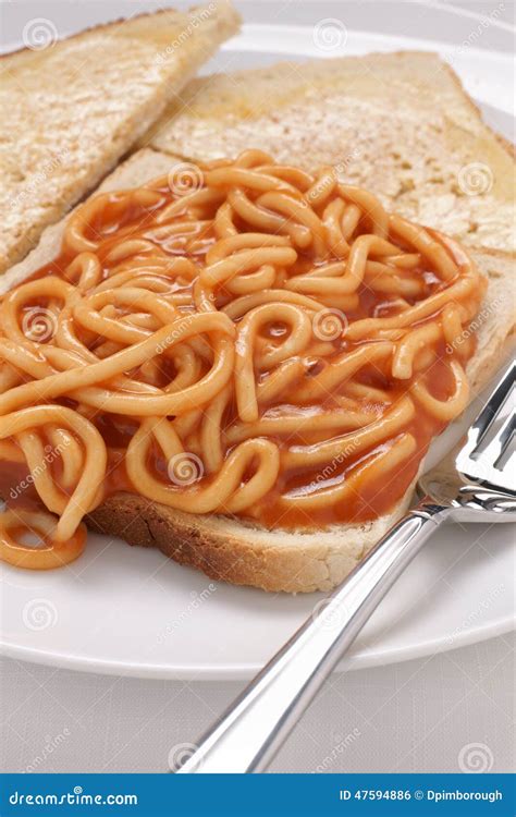 Spaghetti on toast stock photo. Image of simple, fork - 47594886