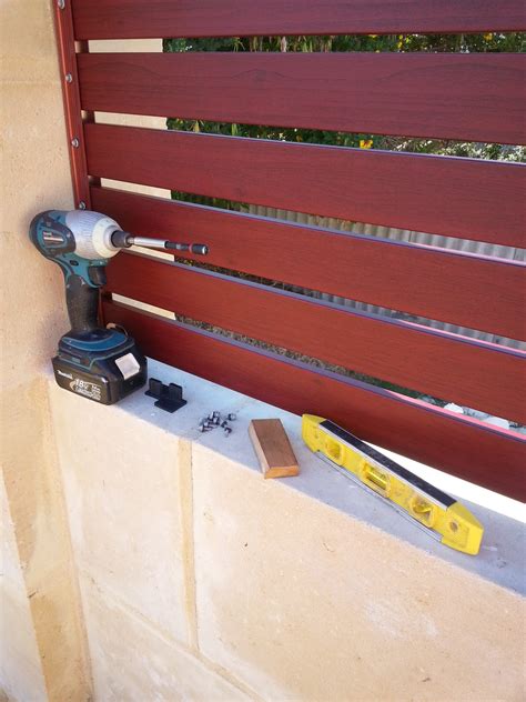 Jarrah Jungle: Courtyard Project - How To Install Fence Slats