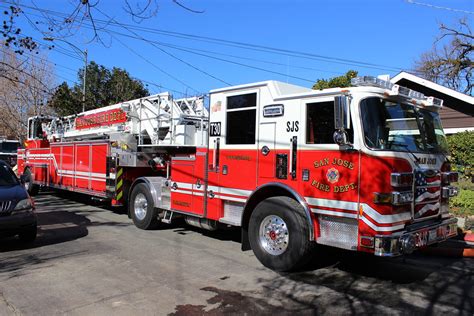 San Jose Fire Department Truck 30 | At 10:15am on 02/01/14, … | Flickr