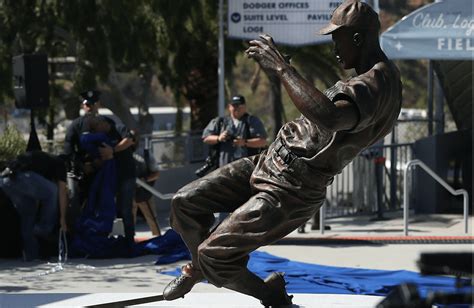 Dodgers Unveil Jackie Robinson Statue – NBC Los Angeles