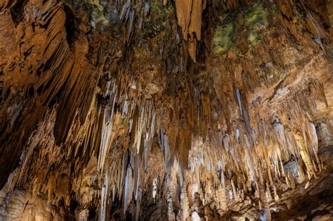 Luray Caverns l Geological Masterpiece - Our Breathing Planet